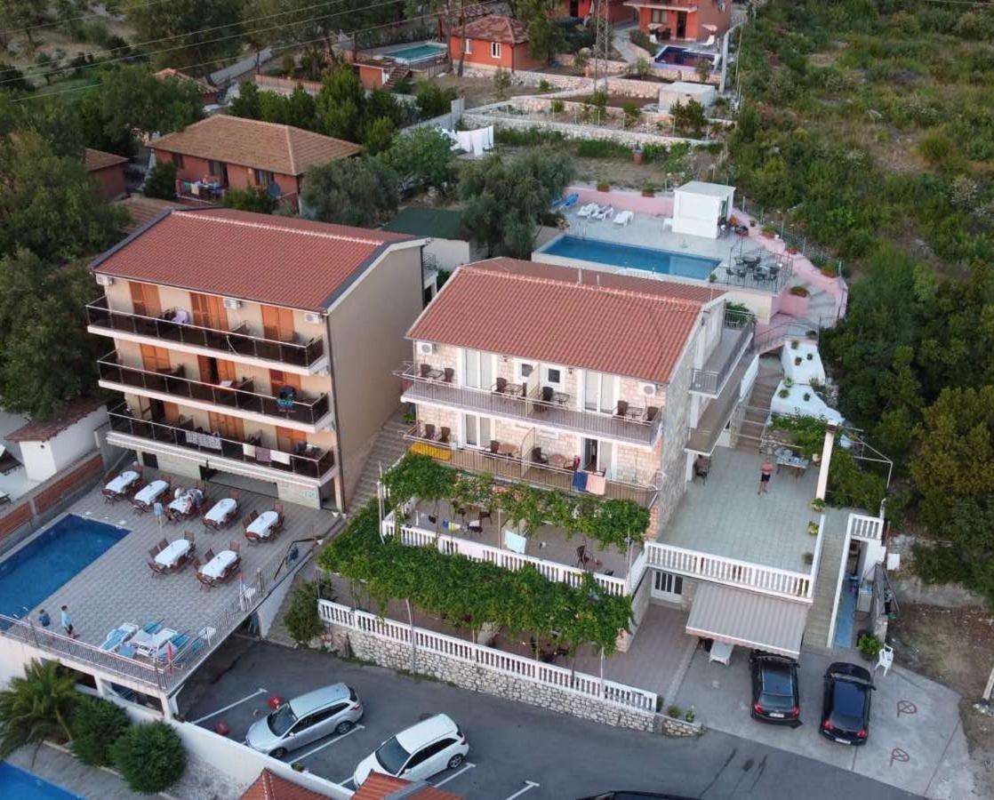 Apartments Dragisic Sveti Stefan Exterior foto