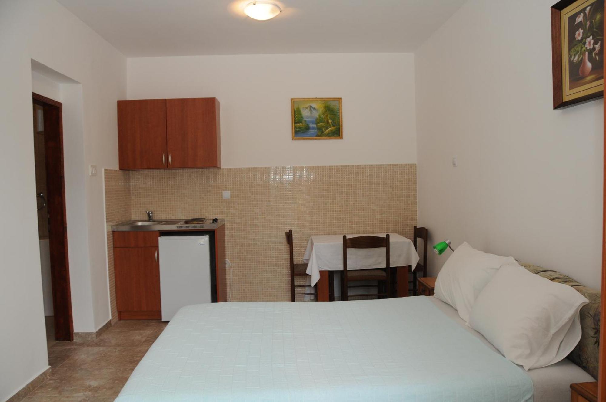 Apartments Dragisic Sveti Stefan Zimmer foto