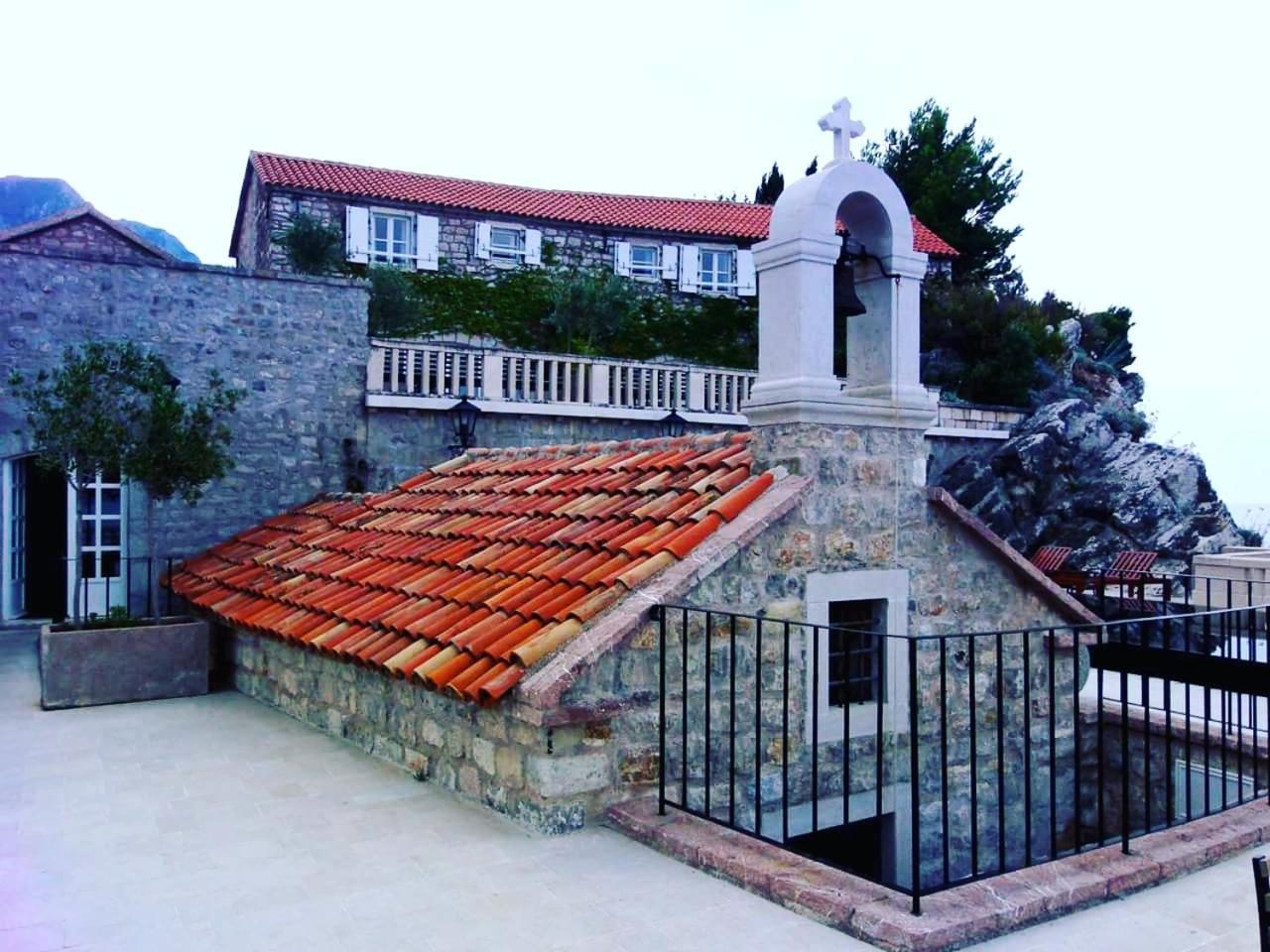Apartments Dragisic Sveti Stefan Exterior foto