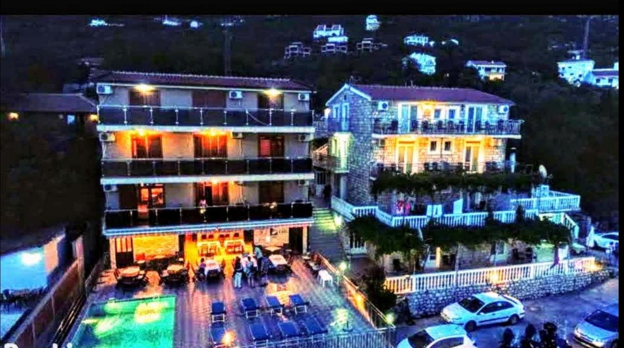Apartments Dragisic Sveti Stefan Exterior foto